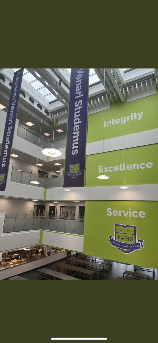 Miss_Z__'s tweet photo. Had my first open evening experience and got to experience it at @PAHS_PACT Such a wonderful experience and went home smiling after the opportunity to meet with so many families. Definitely a successful evening. Well done to all the Staff and students https://t.co/Jagi1snI0w