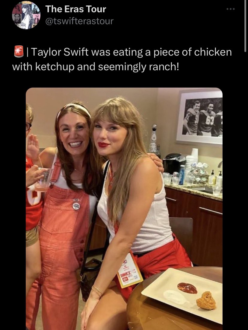 LaPuercaylor's tweet photo. La marca Heinz ha sacado un nuevo sabor a “Ketchup &amp; seemingly ranch” después de que Taylor Swift comiera su pollo asi en el partido del domingo 

AJDKD SU PODER https://t.co/rOrS6BrNgb