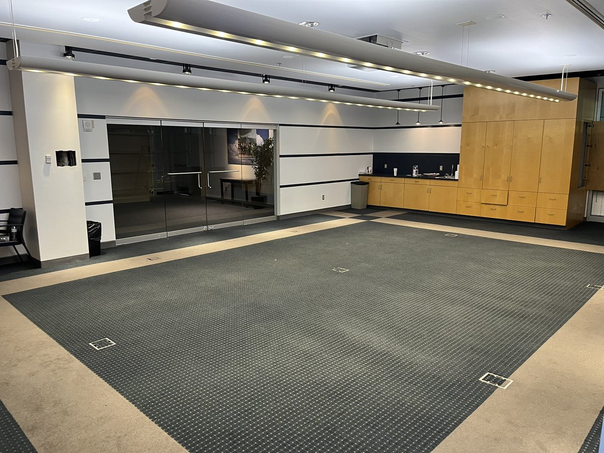 Astro_Clay's tweet image. Renovation of our Walling CR is underway @sac_aero museum in @AshlandNE!  More to come during this exciting time!  #WeAreChanging as we dare to #EntertainEducateInspire… get onboard today sacmuseum.org/membership