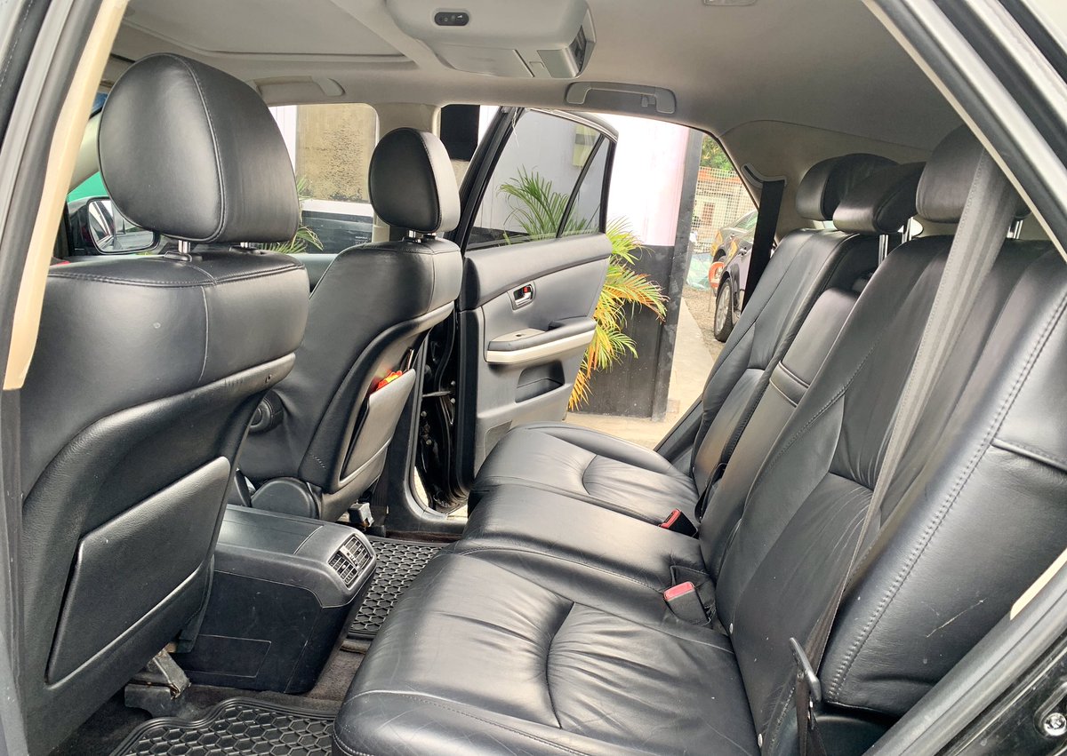 AncamaanAuto's tweet photo. Brand: Lexus
Model: RX400H
Year: 2008
Condition: Registered / Buy and Drive
Price: 5.2m
Location: Lagos
Call/WhatsApp: 07040370704
#verydarkman #Lagos #carsforsale #lekki #gistlover #TheDNA #EPL #Napoli #instablog #football #psg #liverpool #livescore https://t.co/cujFaYNiM4