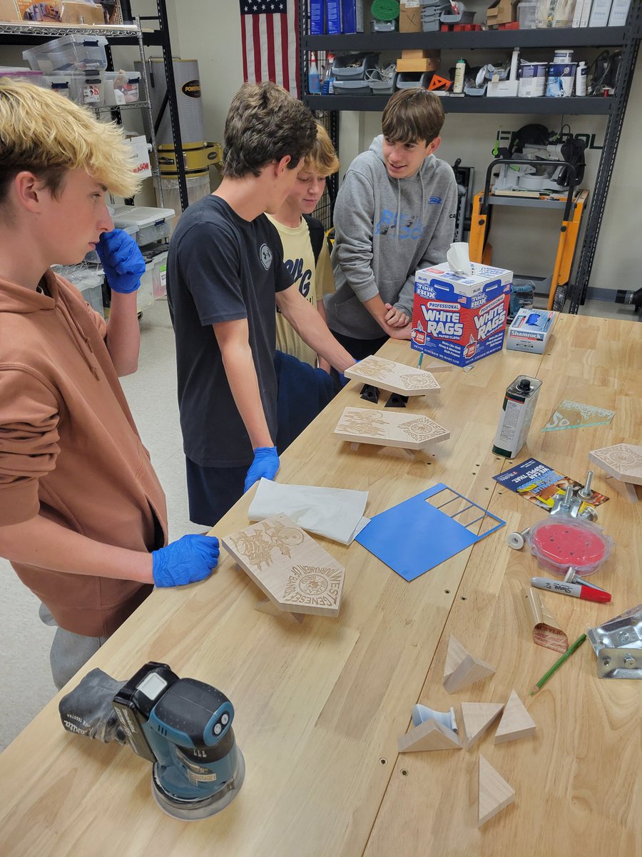 MrMakWGHS's tweet image. A very productive first @WestGeneseeCSD High School #TechClub meeting this afternoon! Members were using the @EpilogLaser to help produce trophies for the @wgwildcatband Tournament of Bands! Any and all are welcome to join! @iteea @NYSTEEA @DeltaMachinery @MakitaTools @FestoolUSA