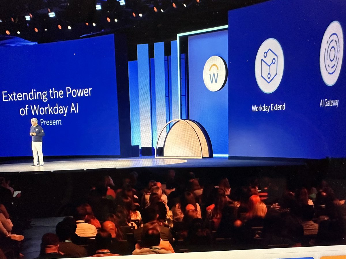 k_emo's tweet photo. #WDAYRising Workday Extend is ready for AI and build with clicks - now anyone can build an app you don’t have to have deep coding skills - can’t wait to see what we build next! https://t.co/FF6RSLciio