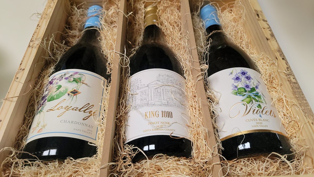 FourPointsNapa's tweet image. Exciting news, Four Points Club members! The wait is almost over. Here&apos;s an exclusive behind-the-scenes glimpse into our warehouse, where your extraordinary selections are ready to be delivered!  

#FourPointsNapaValley #BeTheFirst #AlphaDeltaPi #ADPiAlumnae #ADPi @AlphaDeltaPi