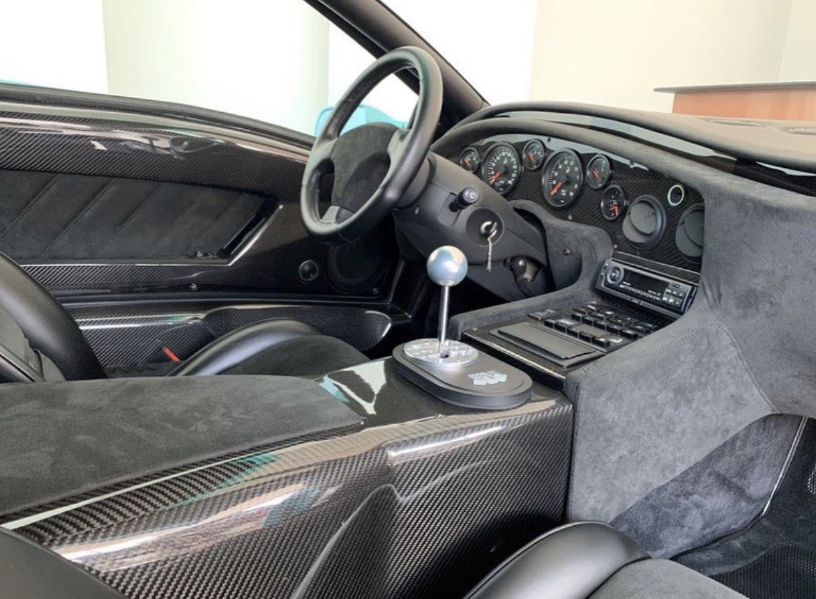 Oldschoolcvrs's tweet photo. Diablo GT 1 of 1 Ice Blue https://t.co/0eWQgg54wi