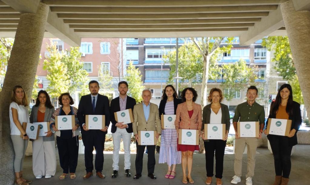 🌊Hoy ha tenido lugar en SG Pesca @mapagob la presentación de la Estrategia Nacional #DelMaralaMesa para la cadena de valor de la pesca y la acuicultura dentro del proyecto #PescaAzul: los socios representan la cadena de fresco desde la #pesca extractiva al comercio minorista