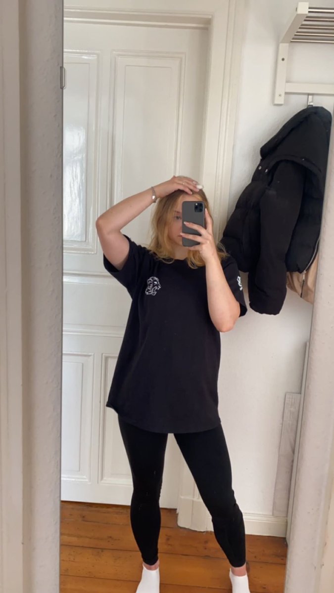 Großes Dankeschön an <a href="/CTBelance/">Belance Apparel👕🎮</a>  und <a href="/xteamws/">Team WS ⚪⚫</a> für das Tshirt!🖤🖤