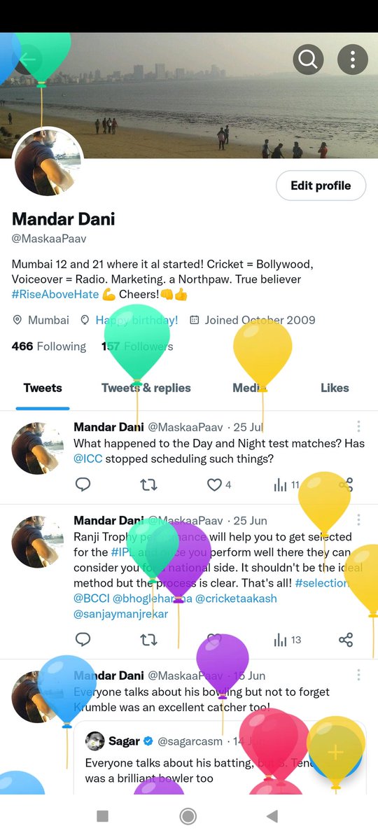 MaskaaPaav's tweet photo. This has been a ritual every year. Twitter 🤝🥂😊 https://t.co/XcnHbRj6PK