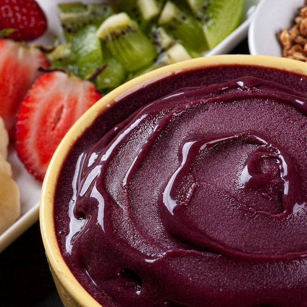 folkferrari's tweet photo. pergunta de verão 

açaí ou sorvete??? https://t.co/DpjraZ9PKw