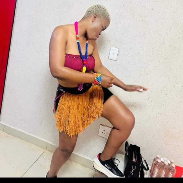 Embrace the grind, celebrate the shine. Venom Sneakers - Where hard work meets success.

Only R1250 per pair (free delivery across Mzansi). WhatsApp 067 682 6852 to order