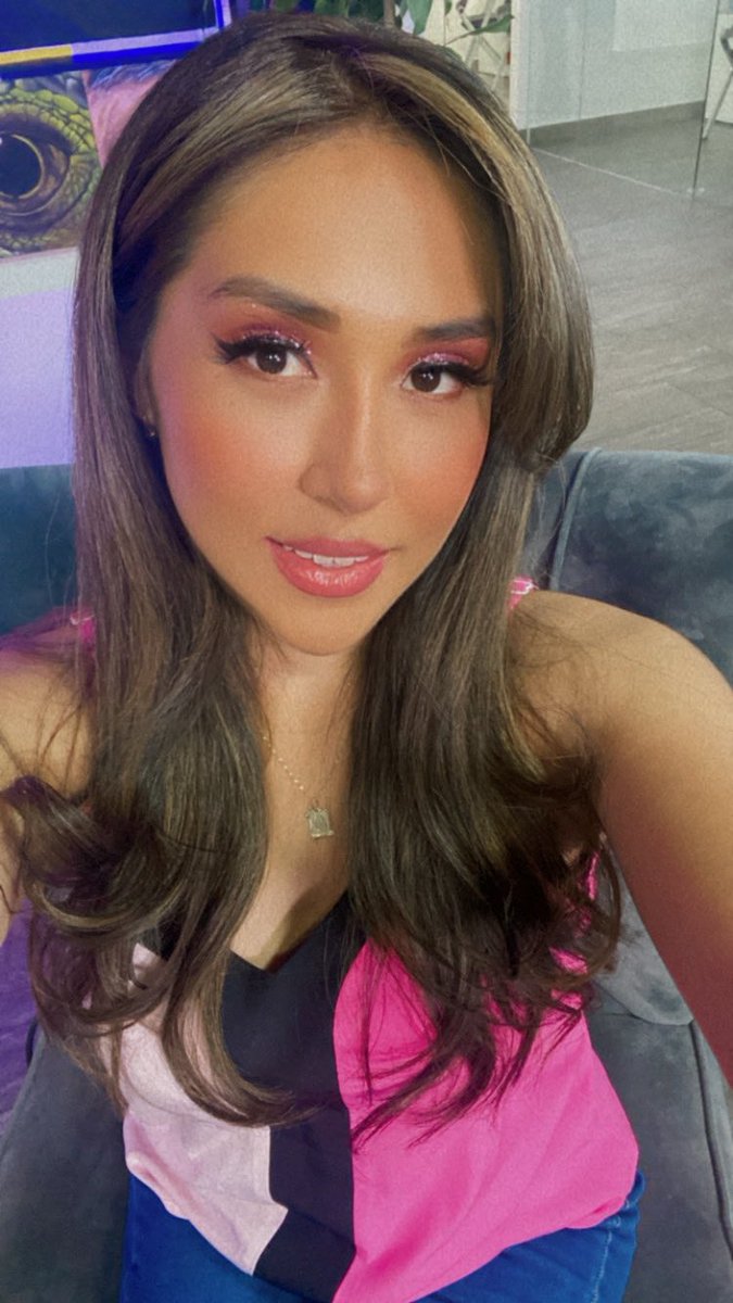 brenn_mz's tweet image. ¿Listos? Acompáñennos a @mhonividente y a mi al #PreguntaleAMhoni en este enlace 

youtube.com/live/1w3av2t5E…