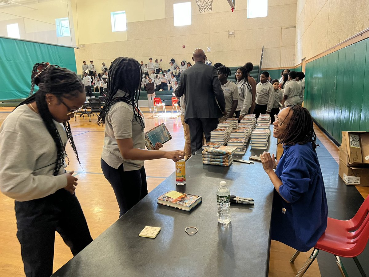Awesome author’s visit by @CharleneAWrites with 7th graders @KIPP Tech Valley MS discussing her YA novel “Play The Gam.” 100 free copies signed to students made possible by a grant from the Carl E. Touhey Foundation. Part of @nyswi community engagement. @ualbany @HavidanUAlbany