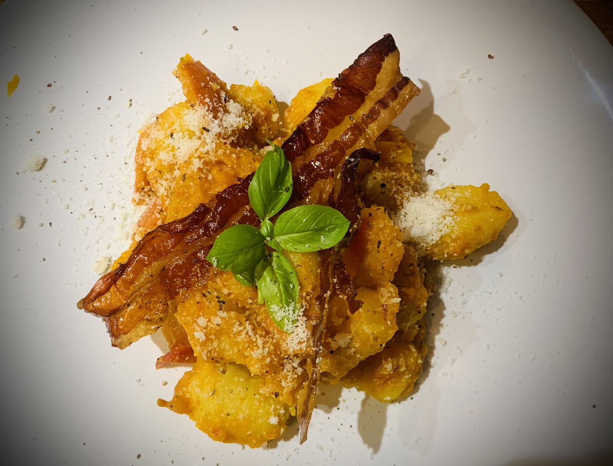 Spirelli79's tweet image. Kürbisgnocchi #dinner #pumpkin #yummie
