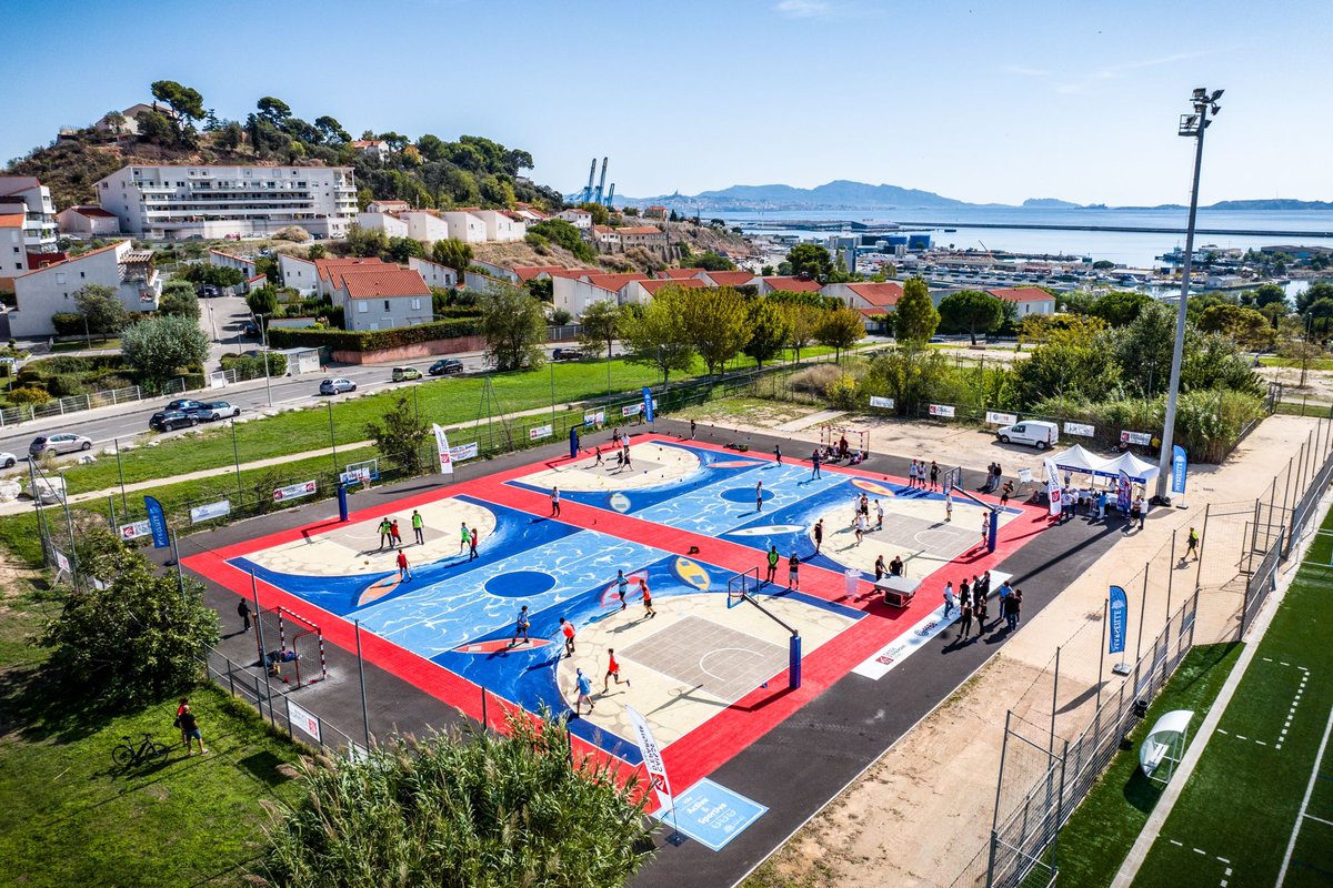 CE_CEPAC's tweet photo. 🏀 La @CE_CEPAC est heureuse de dévoiler 4 nouveaux terrains de basketball 3x3 à Marseille ! Une fierté d’inaugurer ces premiers terrains, rénovés et financés dans le cadre du « Plan Playground Marseille » en collaboration avec la @ffbasketball et la ville de @marseille ✨ https://t.co/h3g7Cpw5HG
