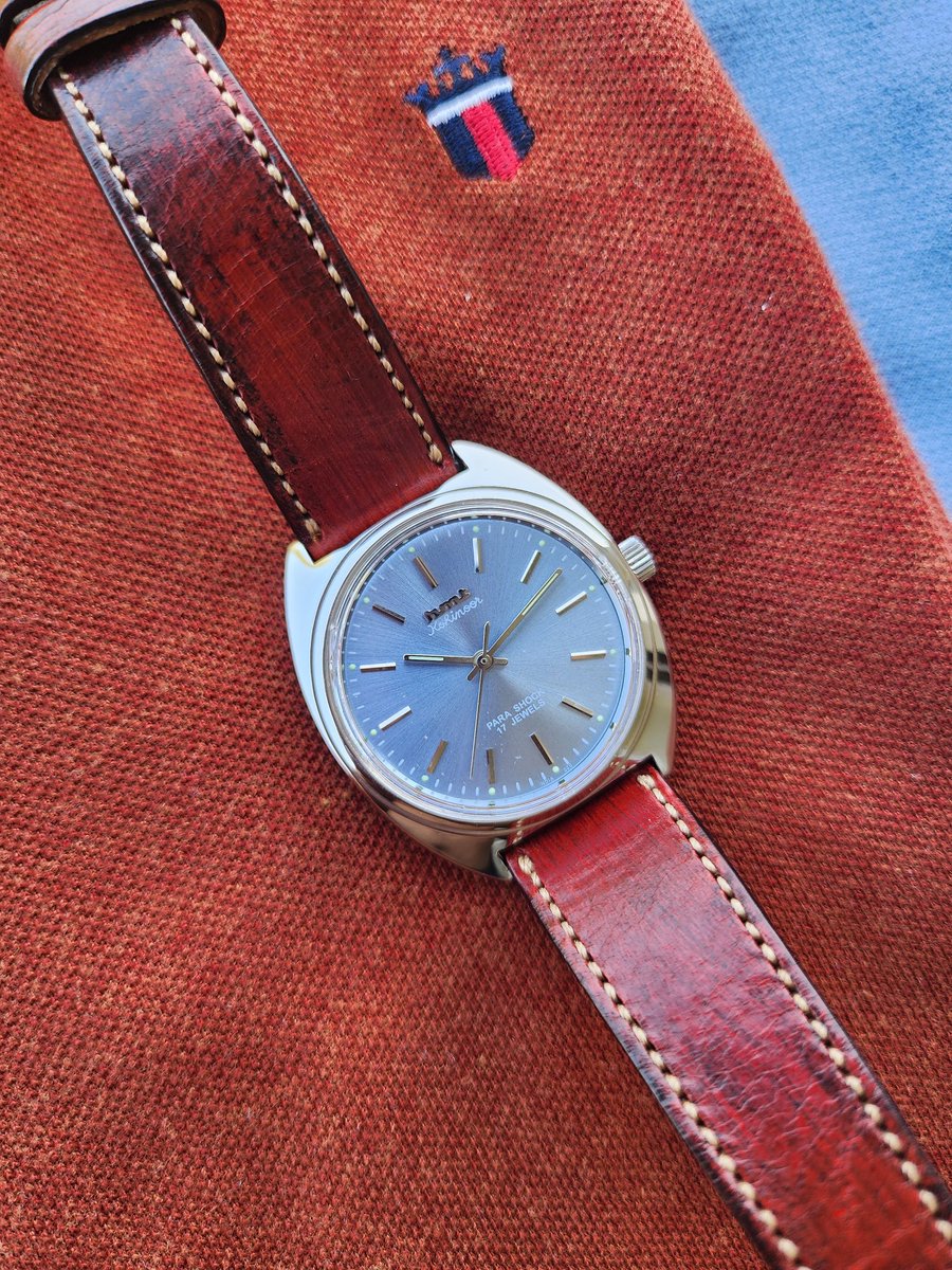 TheWatchDocs's tweet image. Because HMT watches are not just watches, they are an emotion!
Day 6 of #watchmatch 💙⌚