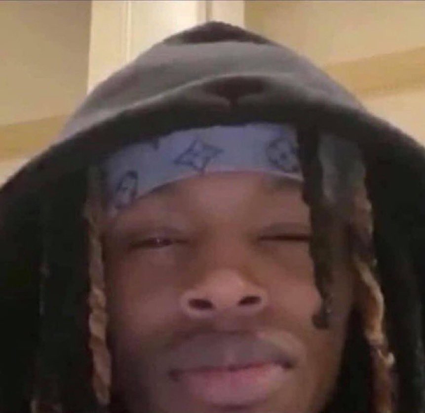 TokyosHeart9's tweet photo. @reealisraree @BleuCapone For one, wrong context and two you shouldn’t use it anymore your ruining it more than it alr is https://t.co/xHqFUFawr6
