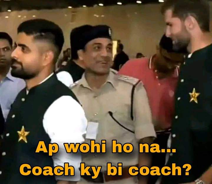 IMehranOffical's tweet photo. Rohit's career is in danger 🔥🔥 

#BabarAzam𓃵 #PakistanCricketTeam https://t.co/i5BtjFNhlP