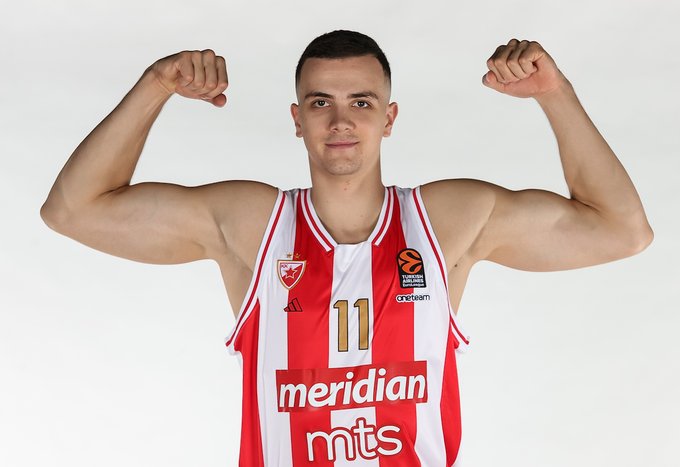 F7DFWRdXEAAVpe5?format=jpg&name=small