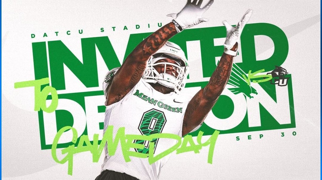 LarryBentonIII's tweet photo. Thank you @MeanGreenFB for the game day invite! @__CoachMorris https://t.co/YKp99H0GUT