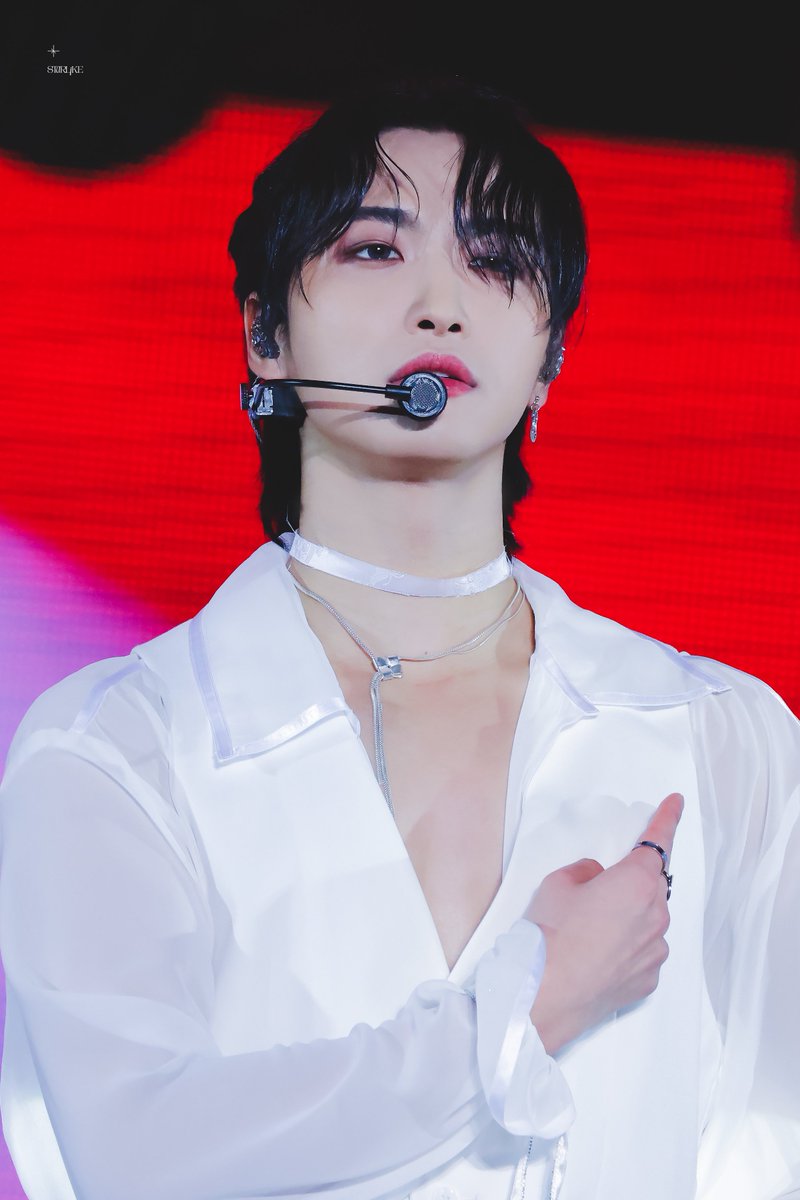 Starlike_SH's tweet photo. 230923 
너는 무서워하면서 끝까지 걸어가는 사람 
#ATEEZ #SEONGHWA #에이티즈 #성화 https://t.co/ipC9oPAsiE