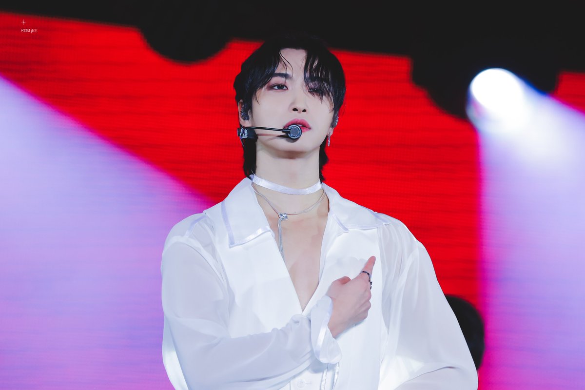 Starlike_SH's tweet photo. 230923 
너는 무서워하면서 끝까지 걸어가는 사람 
#ATEEZ #SEONGHWA #에이티즈 #성화 https://t.co/ipC9oPAsiE