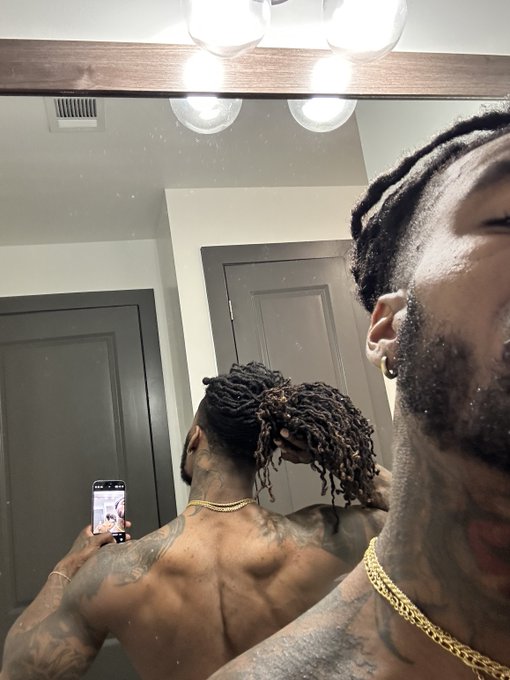 Watch Dwayne mckell's leaked NSFW photo on TwXstars