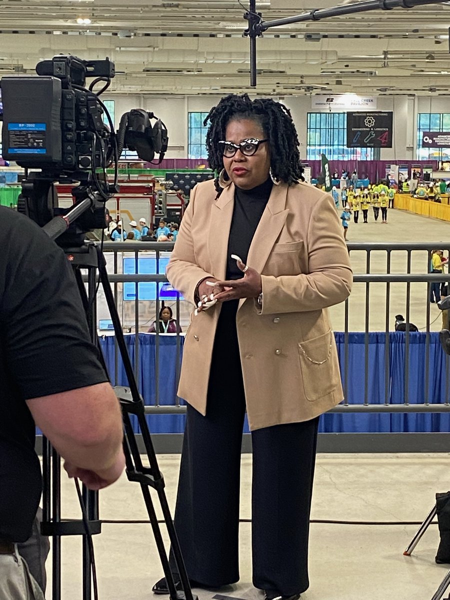 Ms. Flora Jones! (@jones_flora) on Twitter photo JAJobSpark is the key to Indiana GPS! Graduates Prepared to Suceed. Over 13 Thousand 8th Grade Students Engaged in Pathway Exploration!!
Proud to partner with Junior Achievement!! <a href="/JACentralInd/">JA Central Indiana</a> JAJobSpark is the key to Indiana GPS! Graduates Prepared to Suceed. Over 13 Thousand 8th Grade Students Engaged in Pathway Exploration!!
Proud to partner with Junior Achievement!! <a href="/JACentralInd/">JA Central Indiana</a>