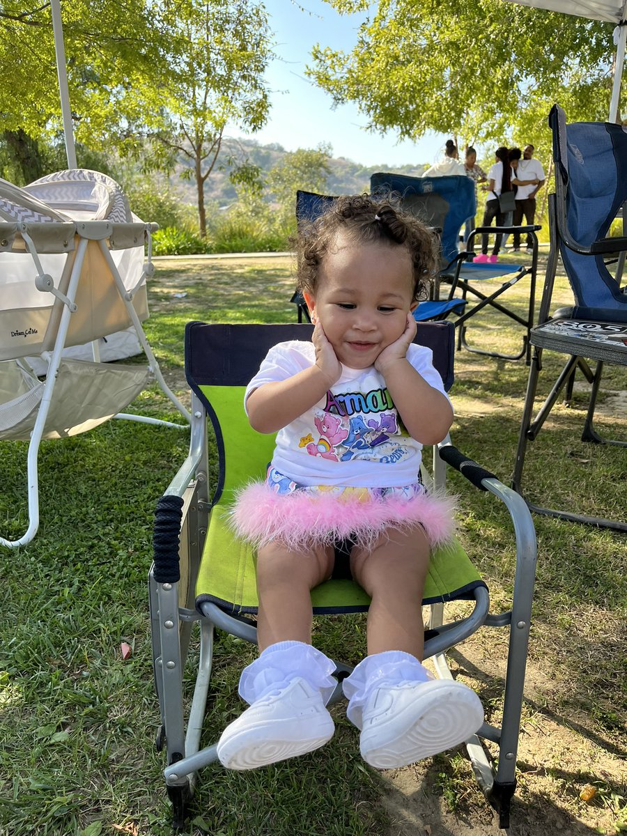 YGMari's tweet photo. I really got a 1 year old HAPPY 1st BIRTHDAY TO MY DAUGHTER I LOVE YOU ❤️❤️ https://t.co/eXZpAfMUrf