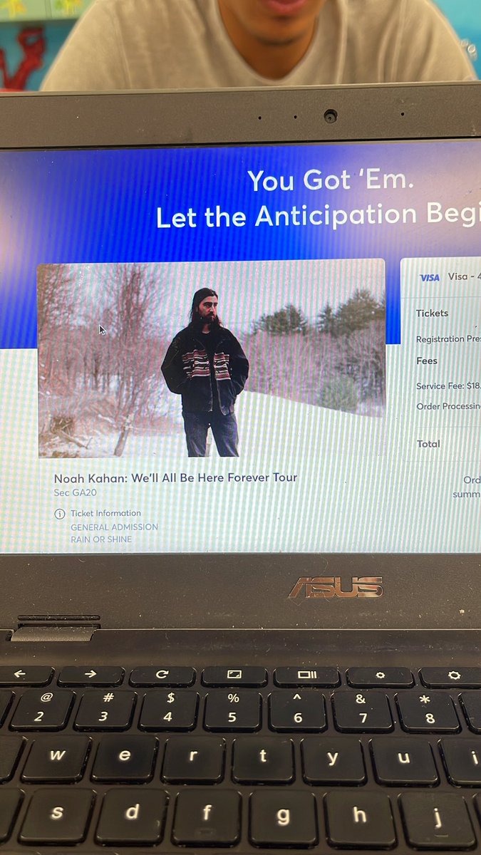 IM SEEING NOAH KAHAN IN JULY