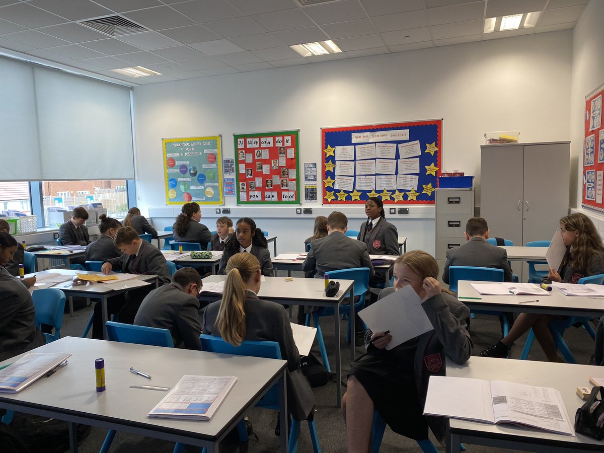 . (@operkin1) on Twitter photo Lovely lesson today with year 7 as we begin to learn all about phonics🇫🇷🤩<a href="/NewmanRCCollege/">Newman Catholic College</a> Lovely lesson today with year 7 as we begin to learn all about phonics🇫🇷🤩<a href="/NewmanRCCollege/">Newman Catholic College</a>