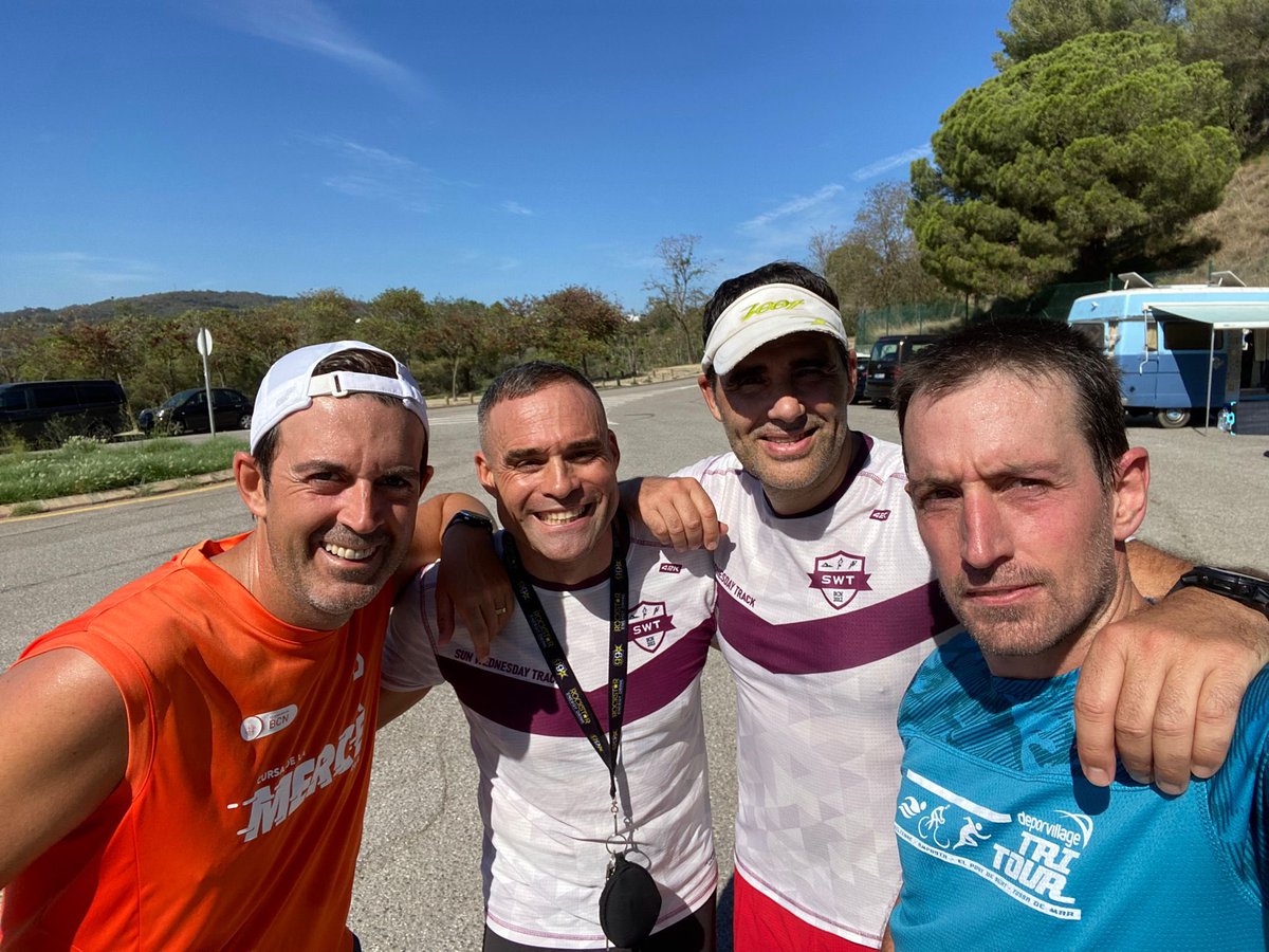 La pandilla a vuelto con viejas glorias !!!@EssencialTri y su gran Ricard