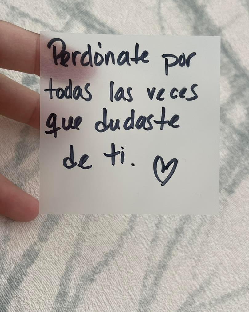Alecotr's tweet photo. Me perdono porque a veces deje de ser yo, para que tú fueras ❤️‍🩹✨ https://t.co/4BqpdVcWTl