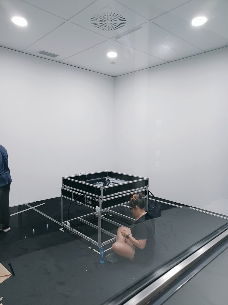 RTorre's tweet photo. En otro orden de las cosas, @angelesangulo y servidor (aka @rotorstudio) estamos muy contentos porque #nohumanintheloop va a quedar chulisima en el @cabdeburgos. Vaya centro y equipo bueno que tienen 👌 https://t.co/4JY2ZLClLI