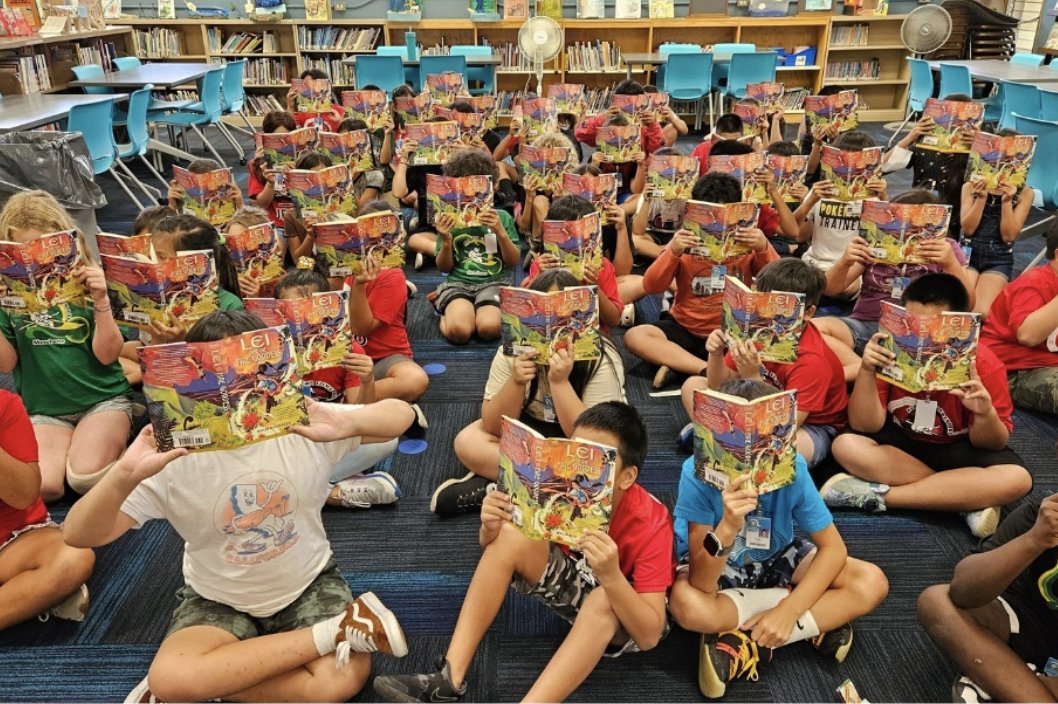 Writers & Artists Across the Country tweet media