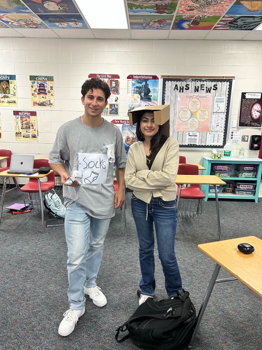 Rhyme without reason to celebrate football season!! #hocoday3 #AHSPALS #allin