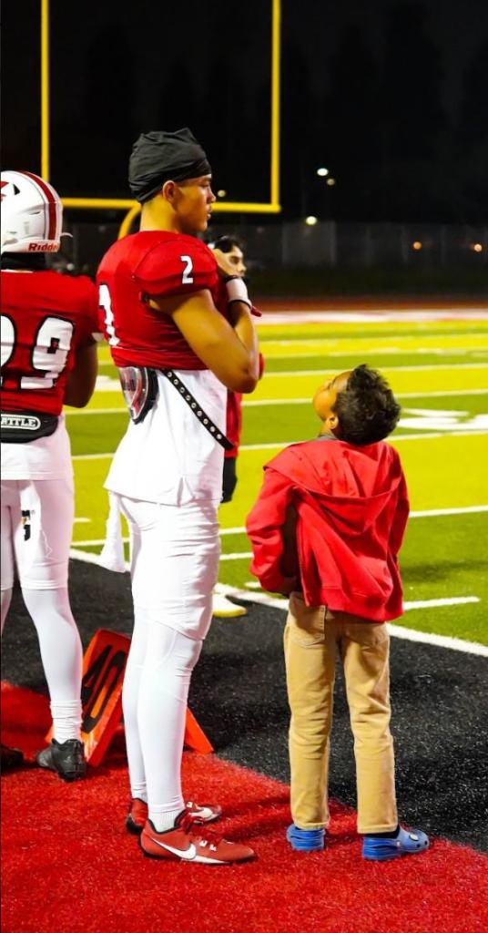 JT_Dacoud's tweet photo. Lil bro is l👀king up to me… now throw it up and watch me go get it! https://t.co/1y4TAq2sv2