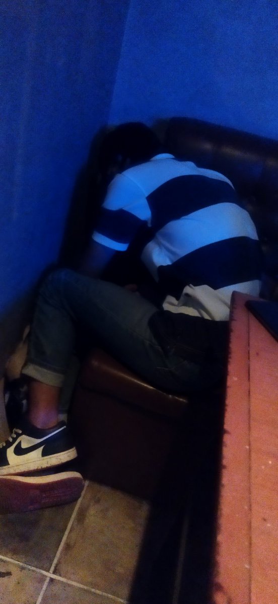 citatomax's tweet image. Lagi ngapain sih mojok? @Anaksettann @DrunkNotDrugs @alrightjes @nschvein