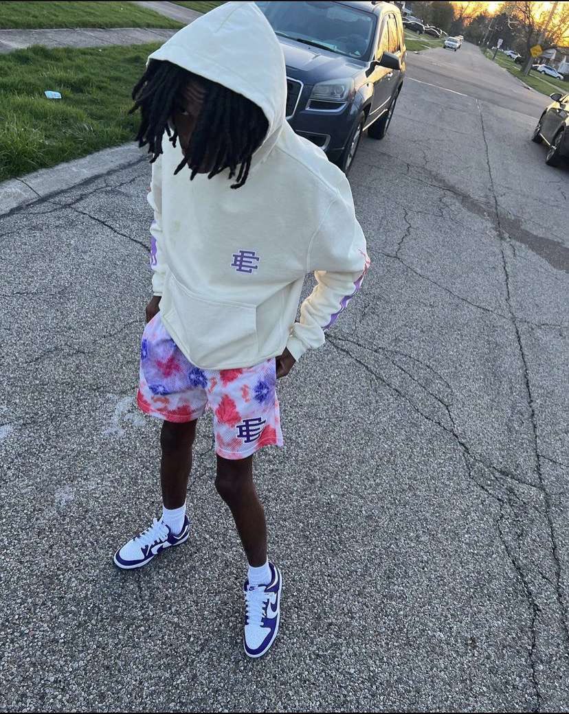 nowrongss's tweet image. Came up off breaking the glass like Shaq 🦅🦅 #ONLYU$