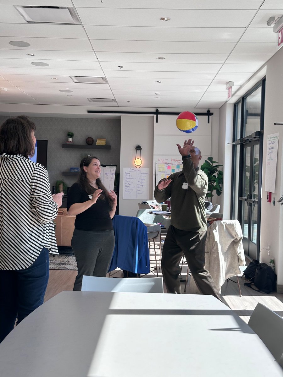 NonprofitMoco's tweet image. What an AWESOME 1st day of MORE!! 
Can’t wait for day 2 tomorrow :) 

@sharpinsightllc @InterfaithWorks @MannaFoodCenter @EveryMindInc @Main_StreetMD