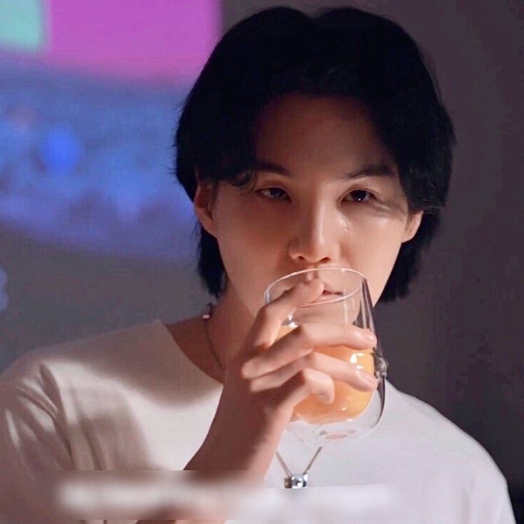 hourIysuga's tweet photo. https://t.co/GcMFWpNFOG