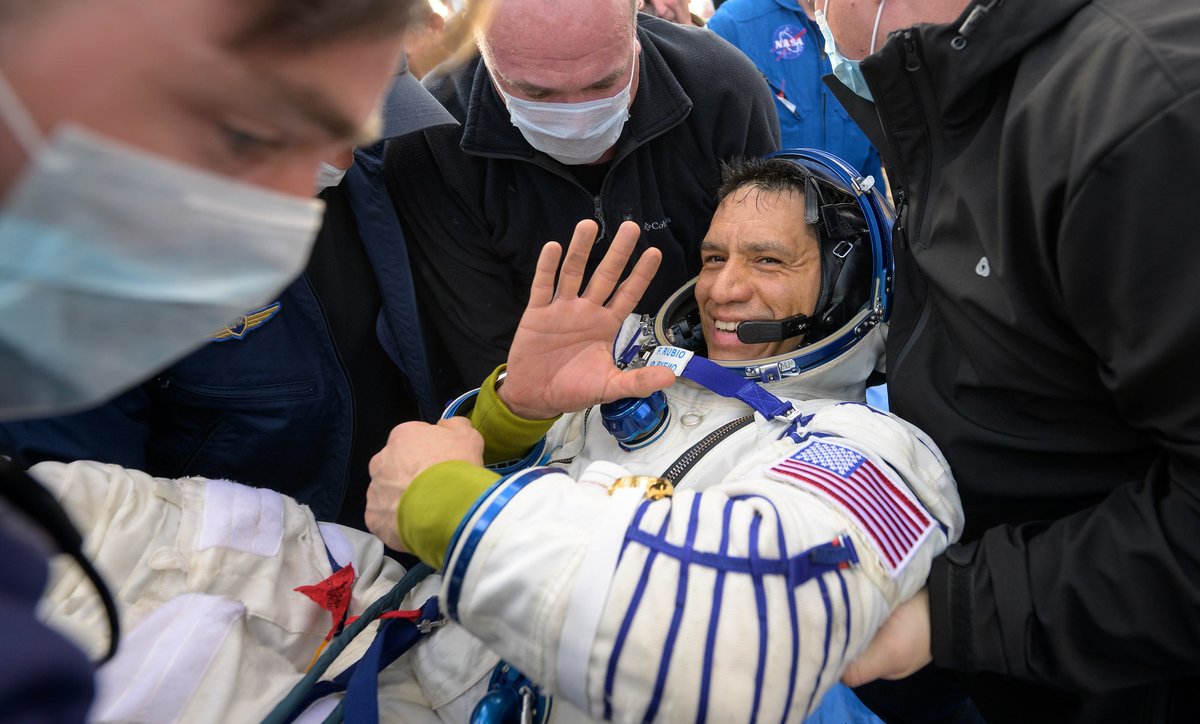 After 371 days of exploration and @ISS_Research in low Earth orbit, Frank Rubio is back on the ground. Get the details on his mission, the longest single spaceflight by a NASA astronaut: go.nasa.gov/3ZwrCQA