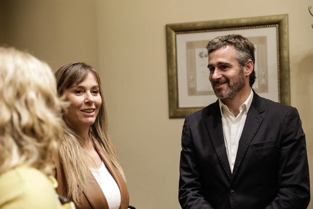 FedericoAchaval's tweet photo. Hoy presentamos en el Senado las más de 70.000 firmas de nuestros vecinos y vecinas que quieren que la Universidad Nacional de Pilar sea Ley.

En cada una de estas firmas está representada la esperanza de los miles pilarenses que sueñan con un futuro con más educación, oportunidades y desarrollo. 

@ditulliojuli

#VamosPorMuchoMás