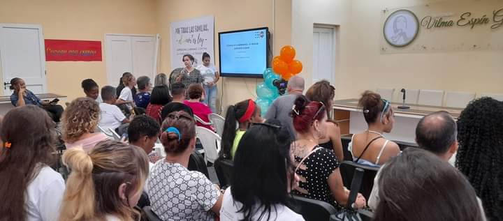 🗣En el #Cenesex 👉 actividad por el cierre de la 💫Jornada Hablemos de Sexualidad: Aprender para la vida✨️ que se ha venido desarrollando desde el 1️⃣1️⃣ de julio. #CrecerConAmor #CenesexEduca #35AniversarioCenesex
🔻Más Información🔻
m.facebook.com/story.php?stor…