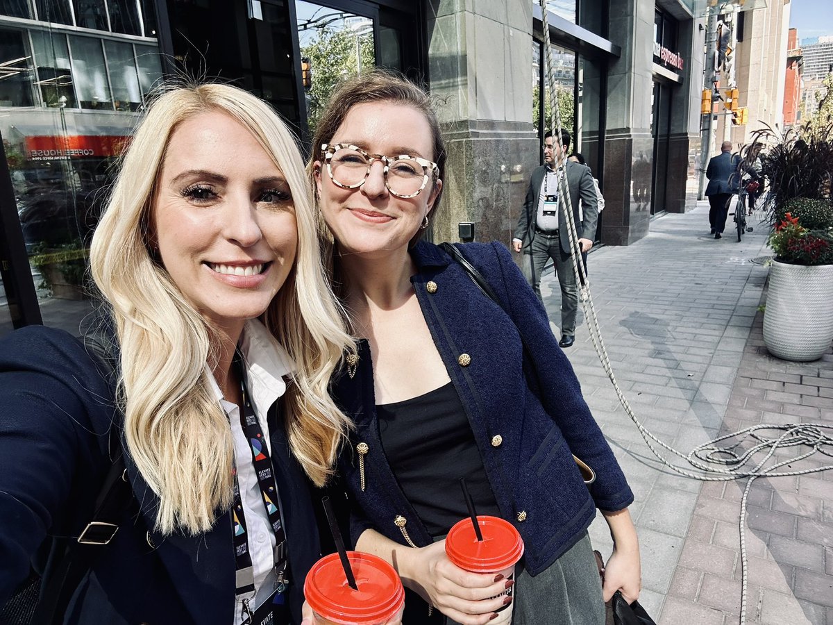 YvonnePilon's tweet photo. Reunited with @MegVisette! 

Great to reconnect in Toronto and hear about all the great work and updates of @G20_YEA and @Futurpreneur. https://t.co/viR8nXpb0K