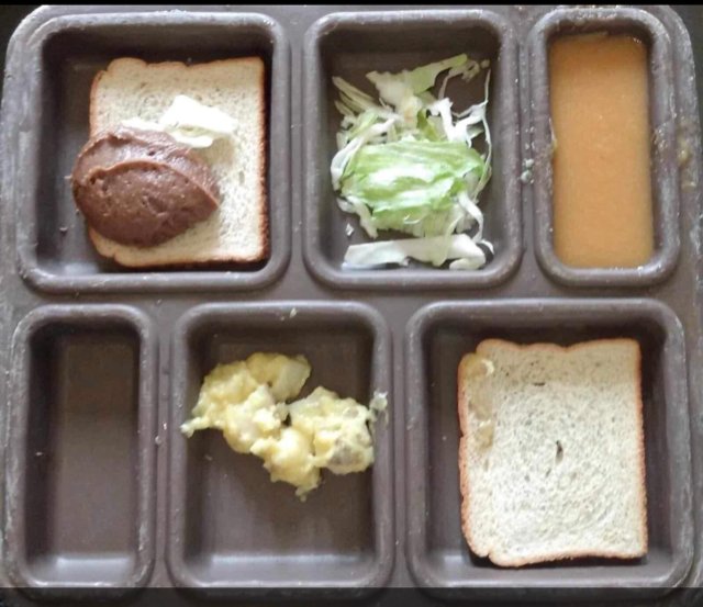 OneHealThyself's tweet photo. The contractor can do better than this. The peanut butter is so stiff and tasteless it is barely edible. Is that really 1/2 cup of potato salad and cabbage? I also thought substitutions were limited to a certain number per month. Cabbage all the time, almost daily is too much!