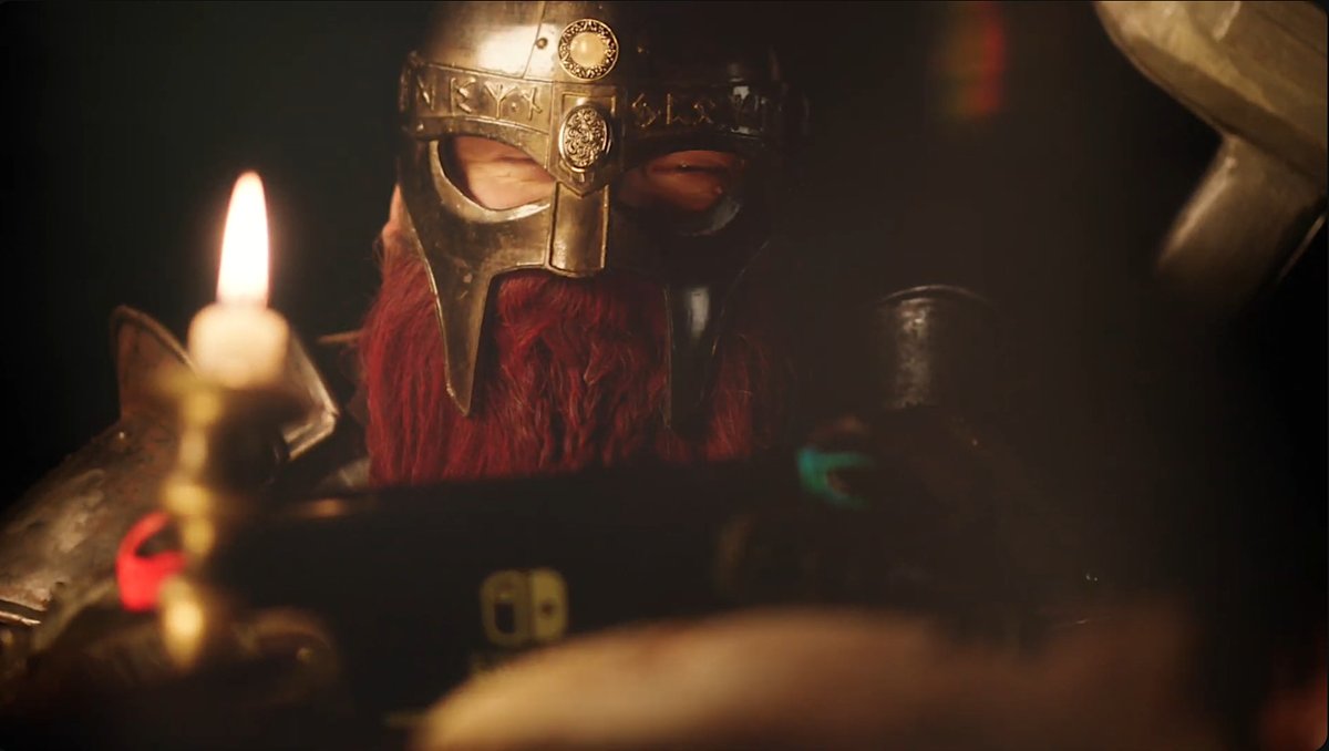 Flexyooo's tweet photo. I'm a simple man! 🍺 I see a dwarf playing with the Switch and I smash my piggy bank with a hammer! 🤣 Nice trailer! #Hammerhelm #NintendoSwitch #Nintendo #Switchcorps @helm_hammer @SuperSixStudios @SilesiaGames https://t.co/MZvou3797r