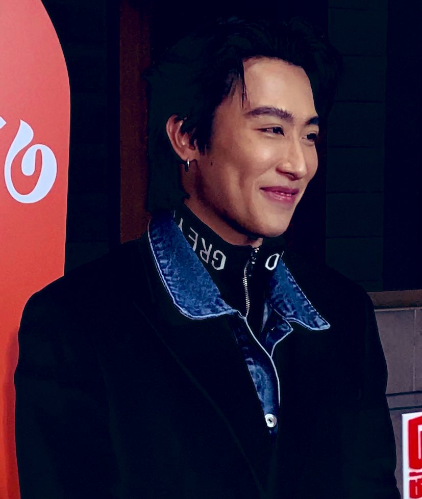 Yloveyouchannel's tweet photo. “นุ๊ก ธนดล”หล่อเท่มาดเข้ม ร่วมงาน#คมชัดลึกลูกทุ่งอวอร์ด66 มีสัมภาษณ์ถึง”ปาย”ไหมนะ

Link : https://t.co/rIefVcMwhv

#นุ๊กปาย
#นุ๊กธนดล
#ป๊ายปายโอริโอ้ 
#นุ๊กธนดลป้ายปายโอริโอ้
#คู่บุญนุ๊กปาย
#บ้านสิงห์มิวสิค
#บ้านต้าวปาย
#คมชัดลึกลูกทุ่งอวอร์ด66 
#nookthanadon
#cnp_orio https://t.co/jAiO4fR4oW