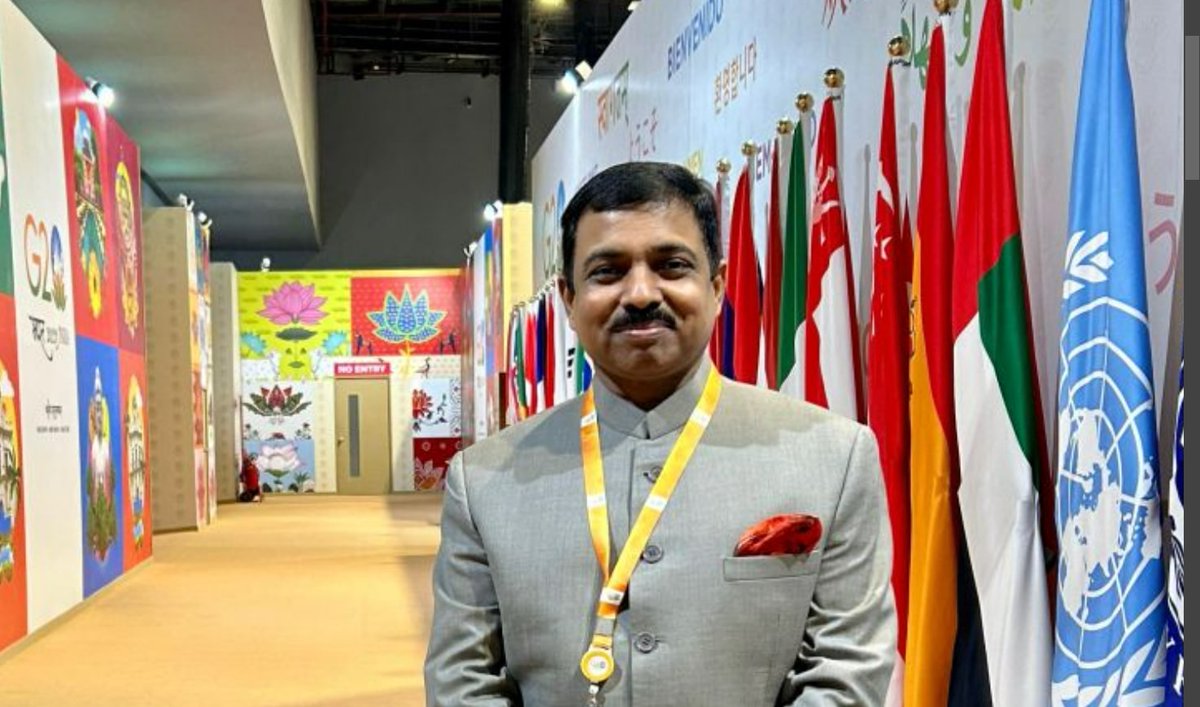 Witness In The Corridors tweet media