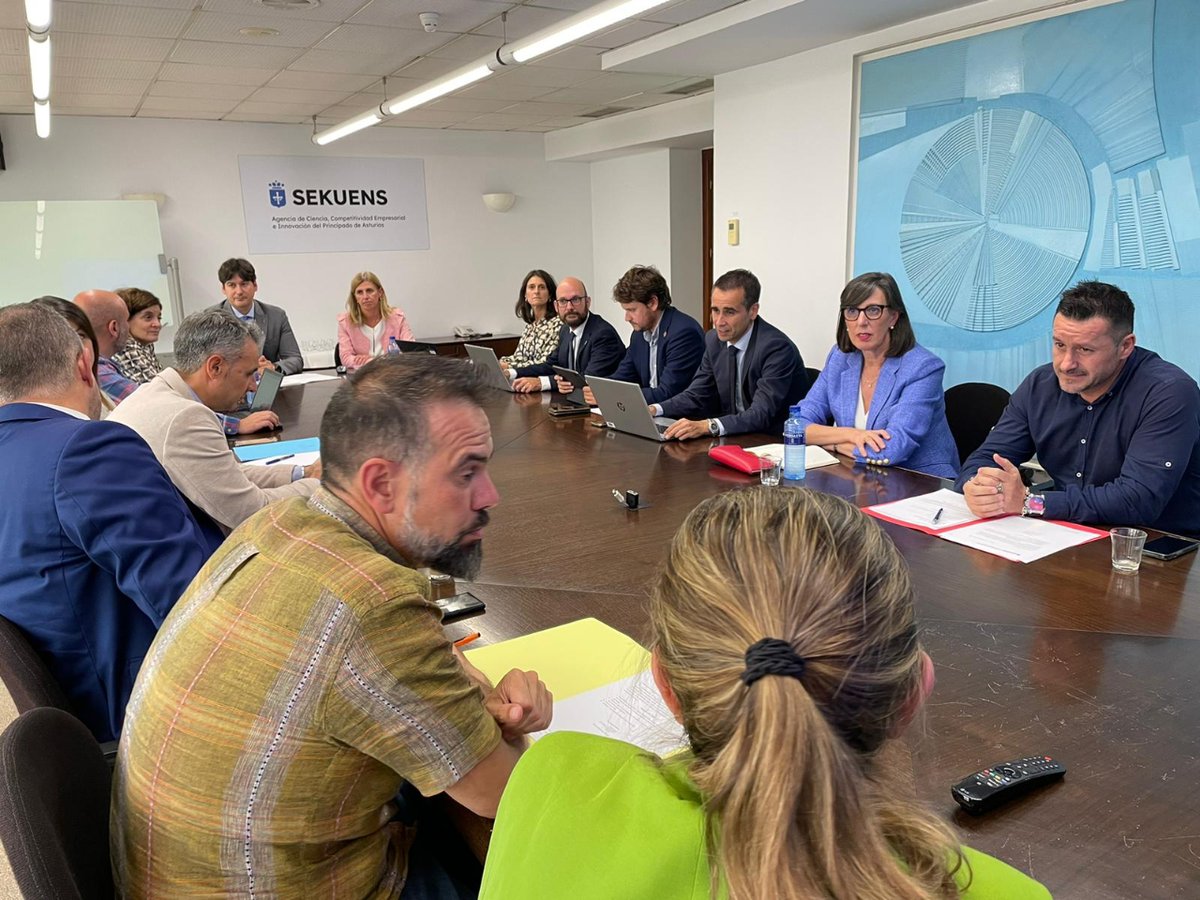 SCTAsturias's tweet photo. El consejo rector de Sekuens acuerda proponer a David González para dirigir la Agencia de Ciencia, Competitividad Empresarial e Innovación en sustitución de Eva Pando, que estuvo al frente del #Idepa desde 2015.
ℹ️ https://t.co/tWEGGw2C32 https://t.co/aMfNEE0pFT