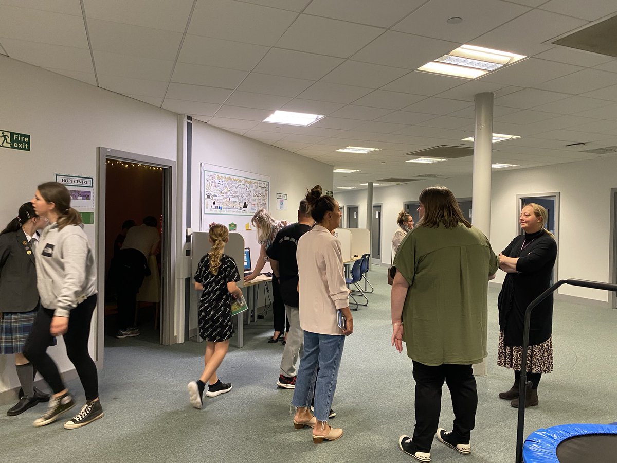 HopeAcademyLHUB's tweet photo. A fantastic evening in the Hope Centre with our Year 6 students, thank you to our parent advocates and ambassadors ! #outstandingsupport https://t.co/LJcduxTsGO
