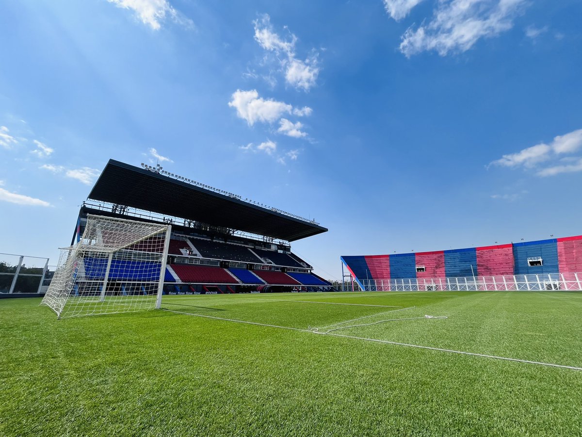¿Cómo estás, Nuevo Gasómetro? 🏟️

Tarde linda no estádio Pedro Bidegain, palco do último treino do #MaiorCampeãoDoBrasil antes da decisão de amanhã 🐷

#AvantiPalestra